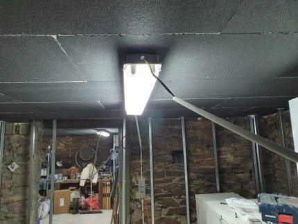 Réalisation d'un plancher bas isolant dans une cave et un garage vers Albi